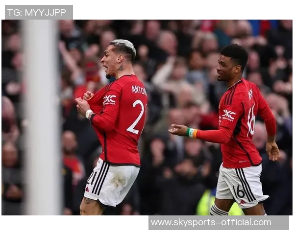 足总杯惊天逆转曼联2-1战胜利物浦引发争议判罚全场沸腾