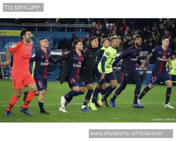 西甲精彩对决里昂大胜巴黎圣日耳曼补时进球点燃全场激情