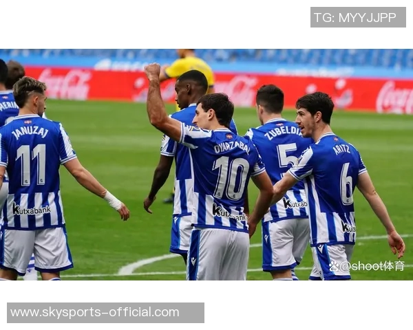 足总杯精彩对决莱比锡与波尔图激战成和引发全场热烈反响