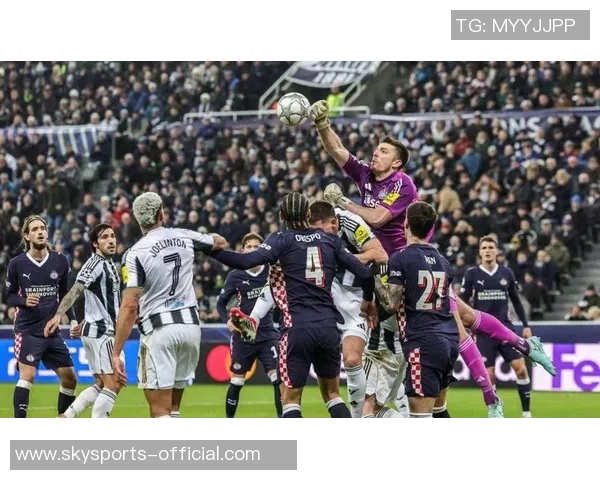 国王杯激战尤文与本菲卡互交白卷神扑瞬间引发全场热议与转会传闻