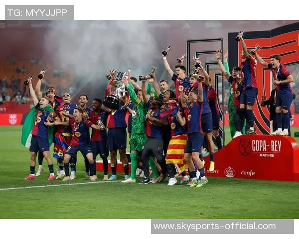 国王杯激战里昂与巴萨互交白卷神扑瞬间成为全场焦点